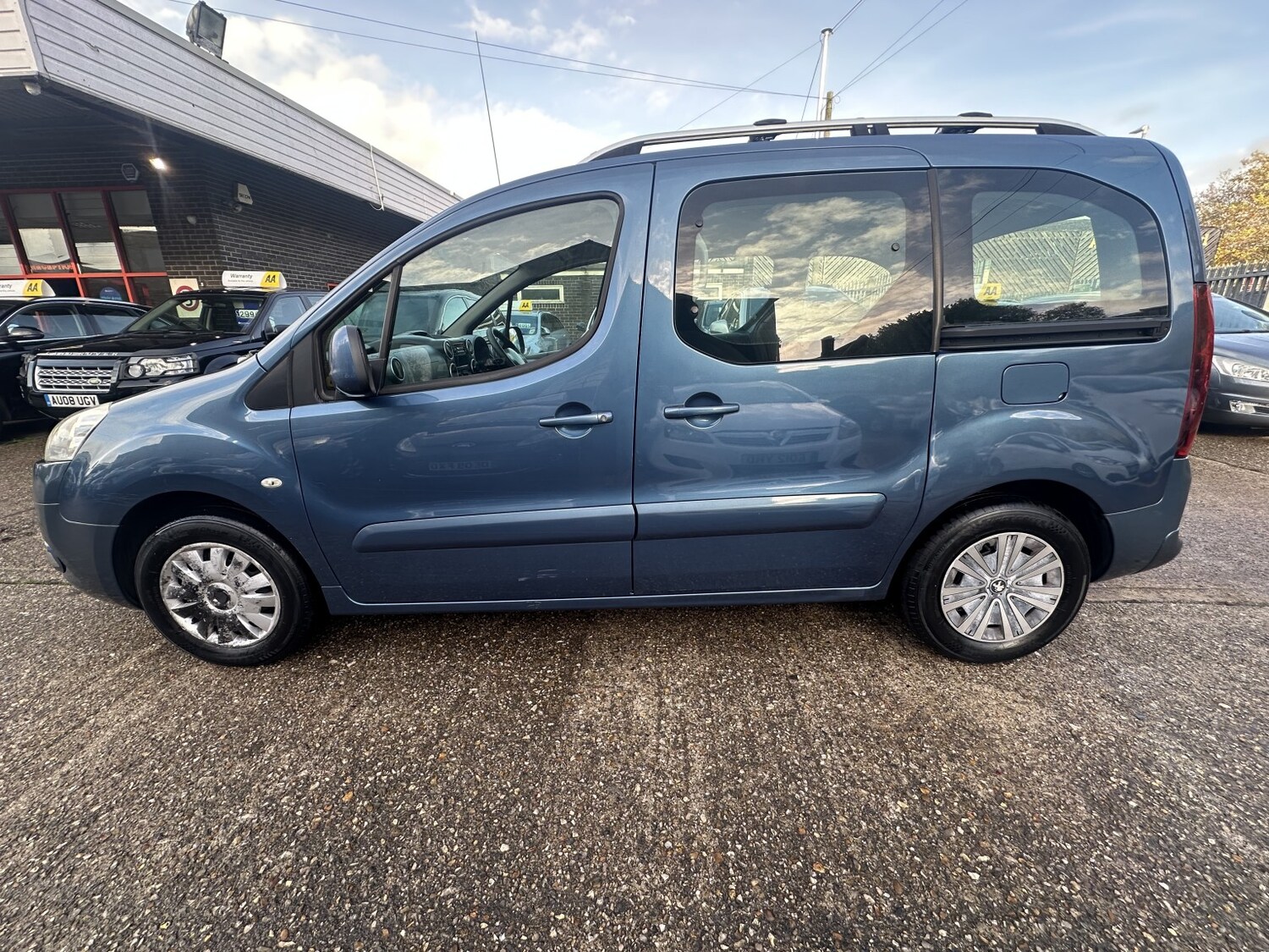 Used Peugeot Partner Tepee 2012 for sale - 76407579: Photo 4