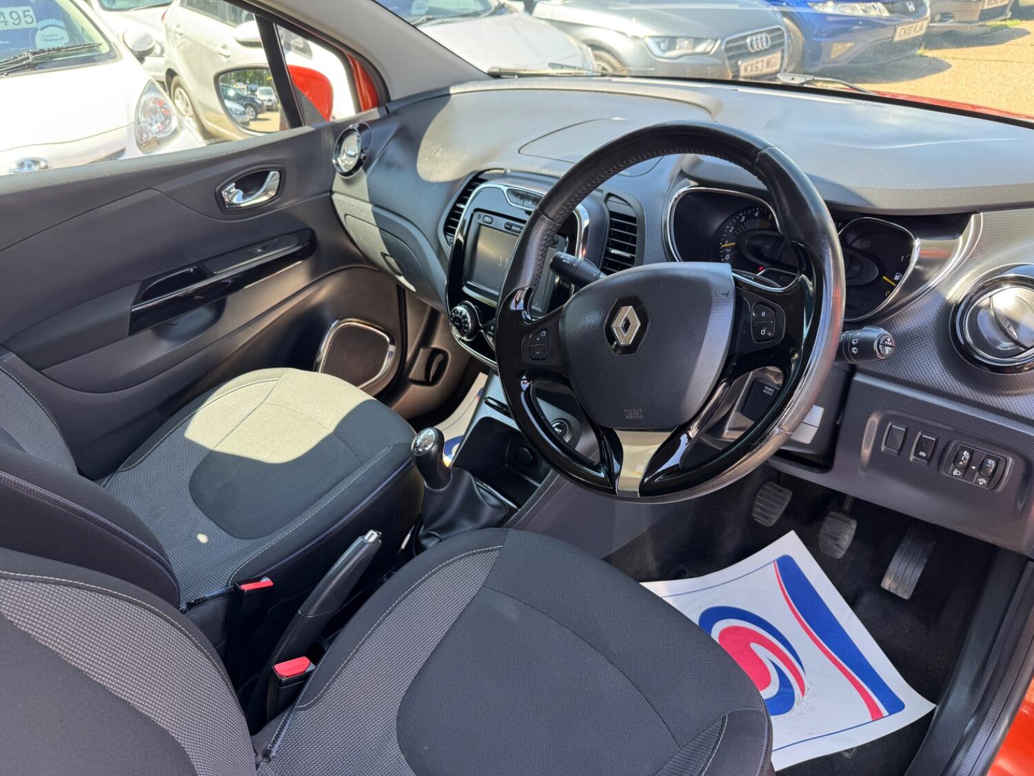 Used Renault Captur 2014 for sale - 76794631: Photo 10