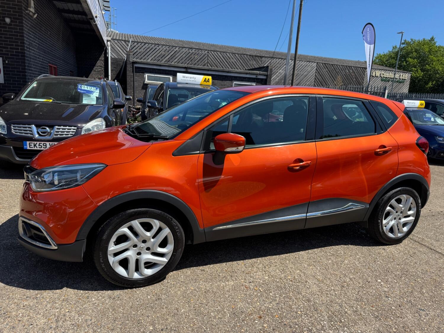 Used Renault Captur 2014 for sale - 76794631: Photo 3