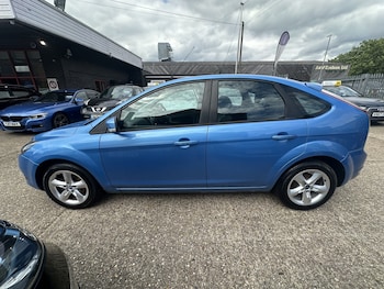 Used Ford Focus 2010 for sale - 78900082: Photo