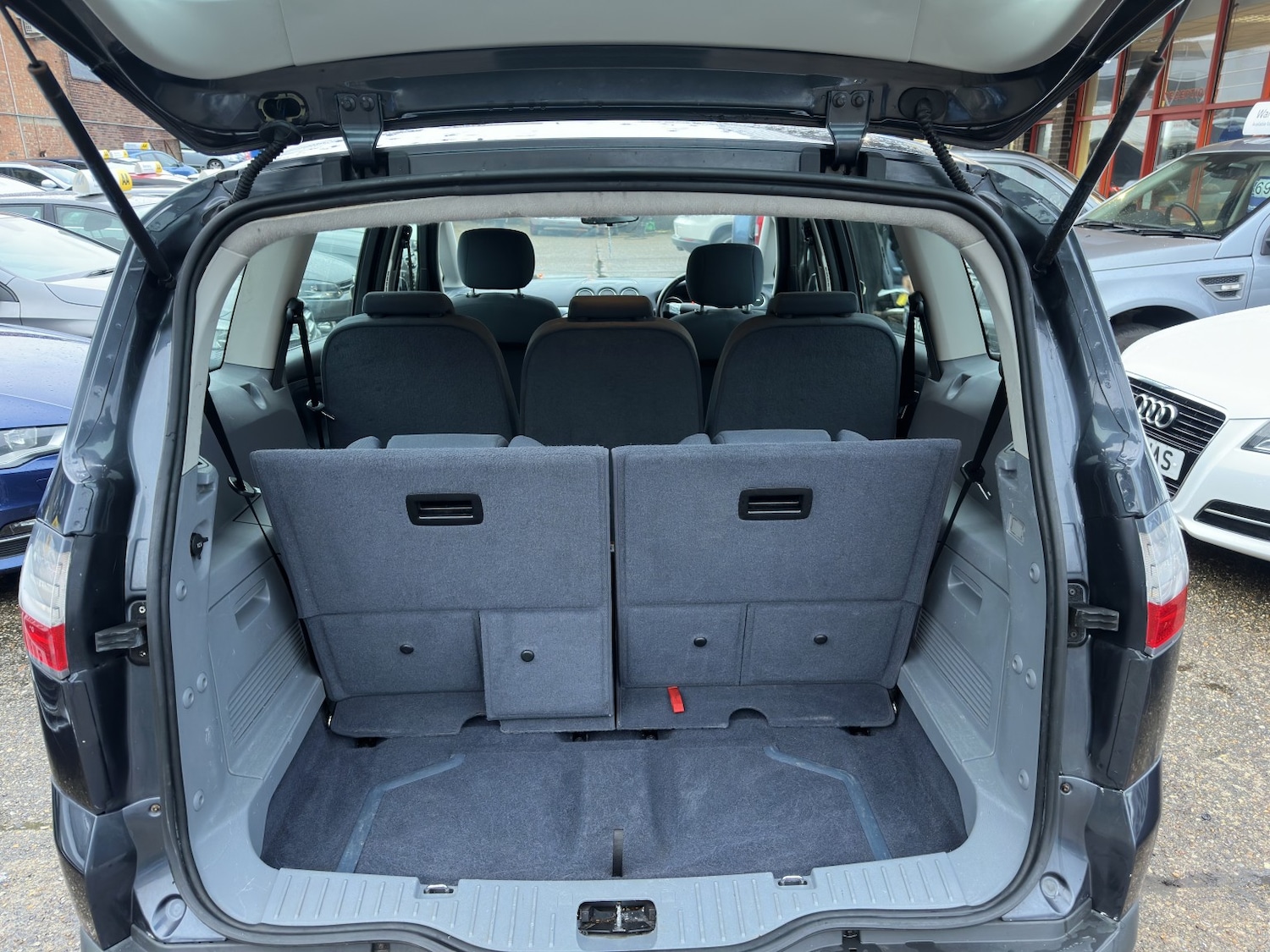 Used Ford S-Max 2008 for sale - 77241866: Photo 14