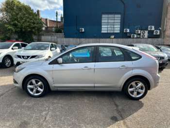 Used Ford Focus 2010 for sale - 74362239: Photo