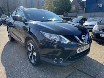 Used Nissan Qashqai 2016 for sale - 77938119: Photo
