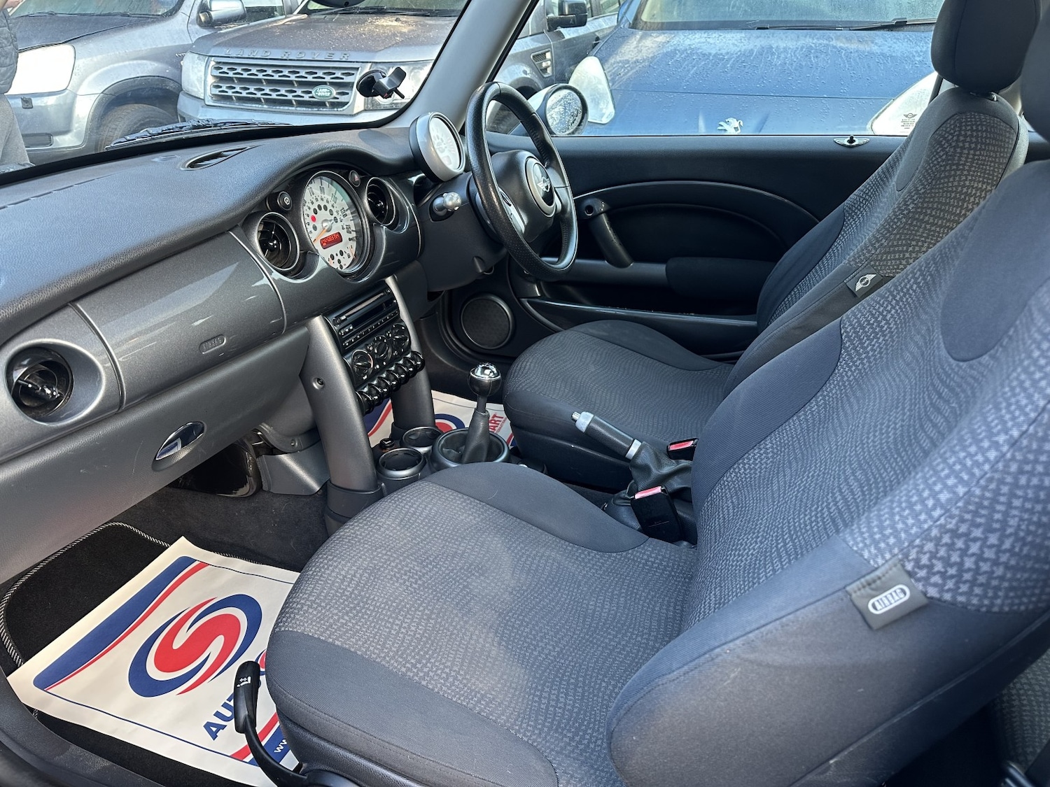 Used MINI Hatch 2004 for sale - 77027966: Photo 12