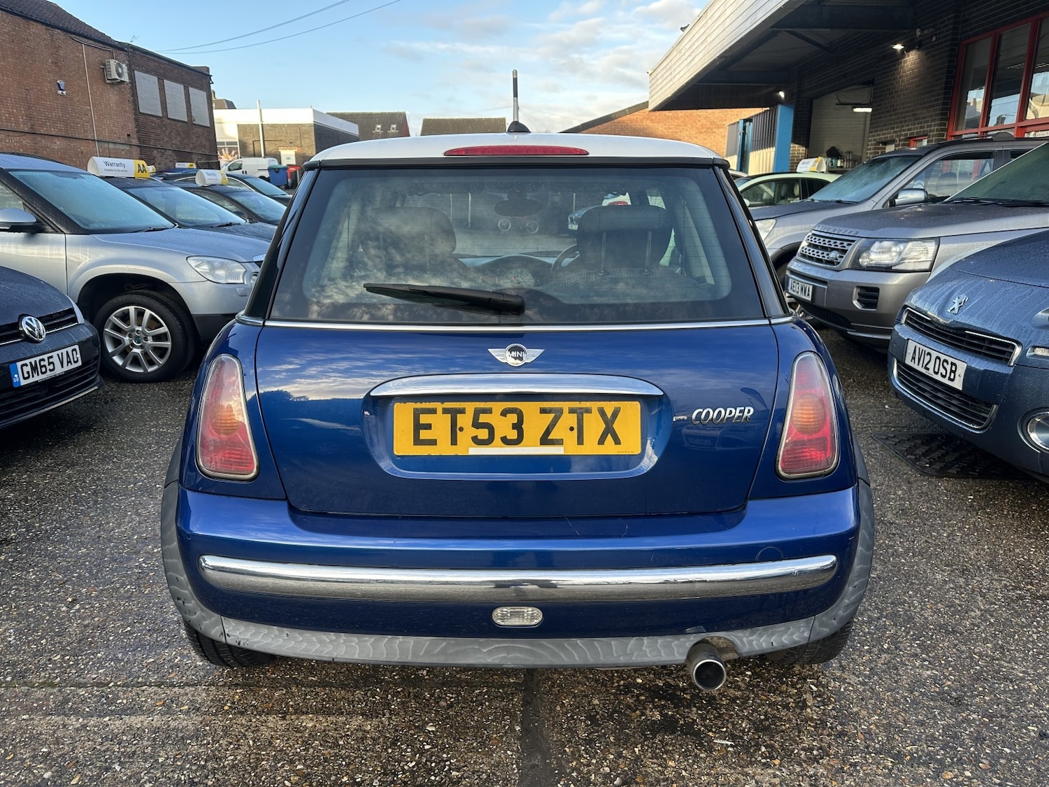 Used MINI Hatch 2004 for sale - 77027966: Photo 6