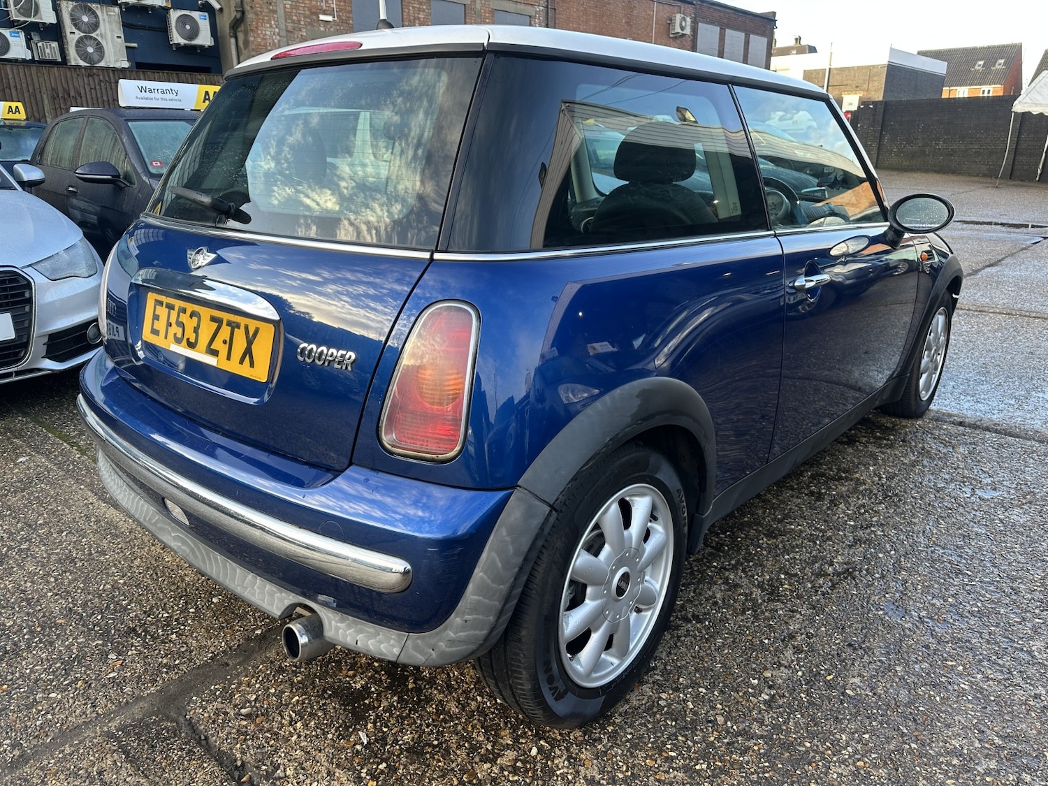 Used MINI Hatch 2004 for sale - 77027966: Photo 7