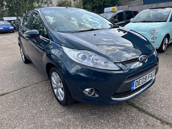 2009 - 1.4 Zetec 5-Door