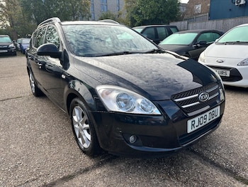 2009 - 1.6 CRDi LS 5-Door