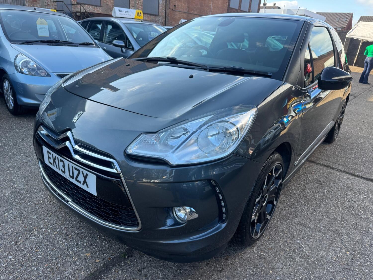 Used Citroen DS3 2013 for sale - 76198281: Photo 2
