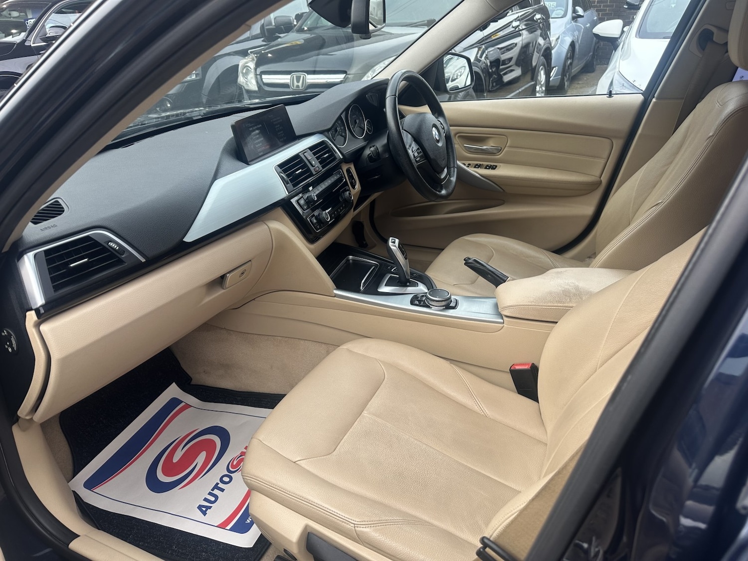 Used BMW 3 Series 2015 for sale - 76497421: Photo 11