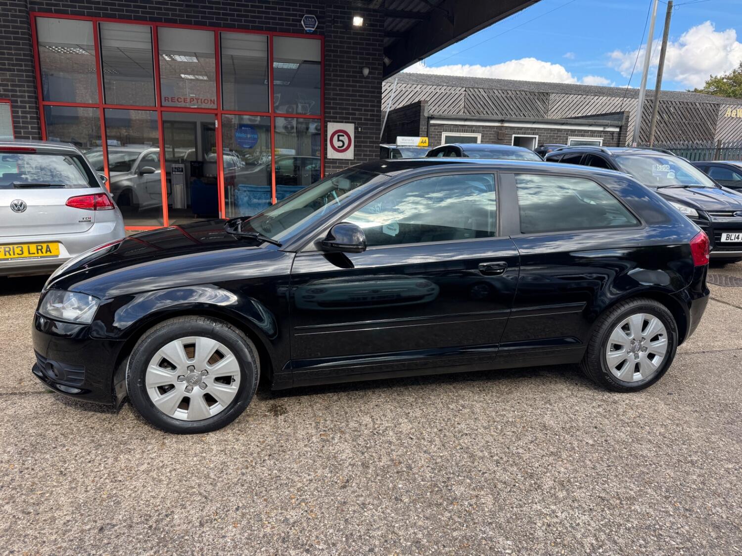 Used Audi A3 2009 for sale - 75938309: Photo 6