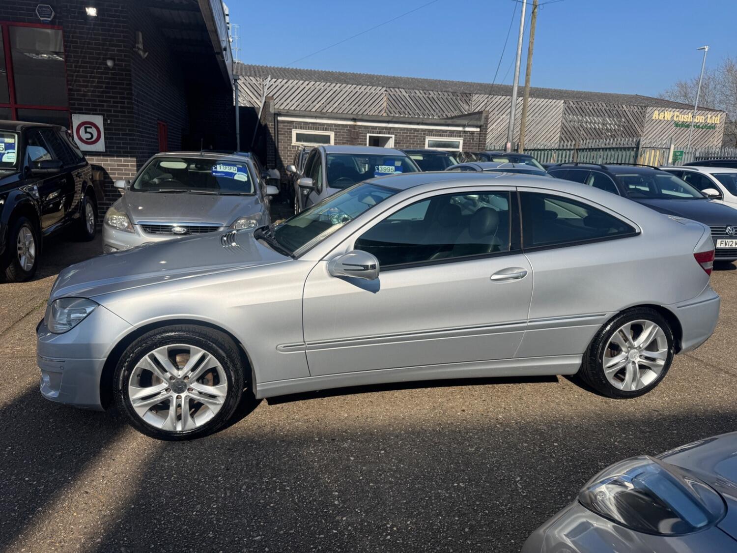 Used Mercedes-Benz CLC Class 2009 for sale - 76794324: Photo 7