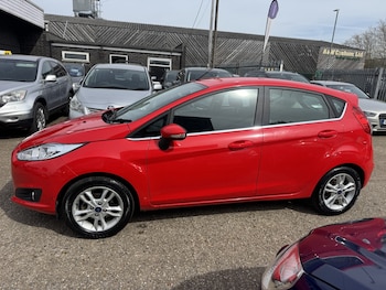 Used Ford Fiesta 2015 for sale - 78168801: Photo