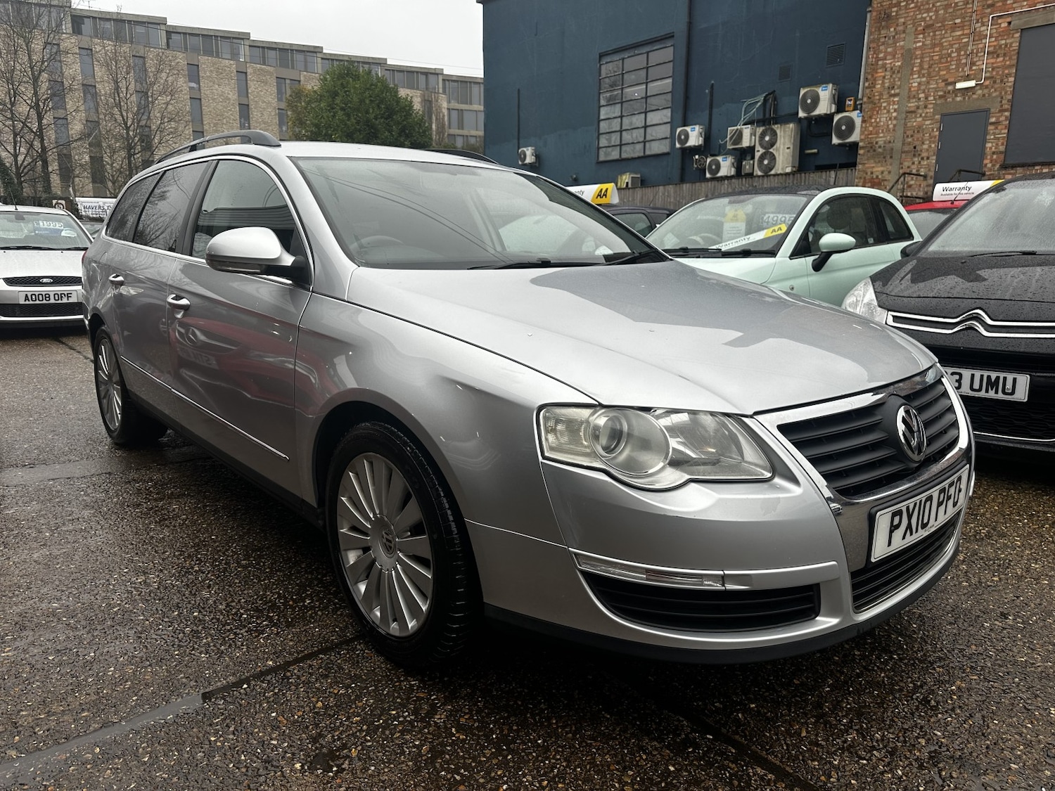 Used Volkswagen Passat 2010 for sale - 76979565: Photo 1