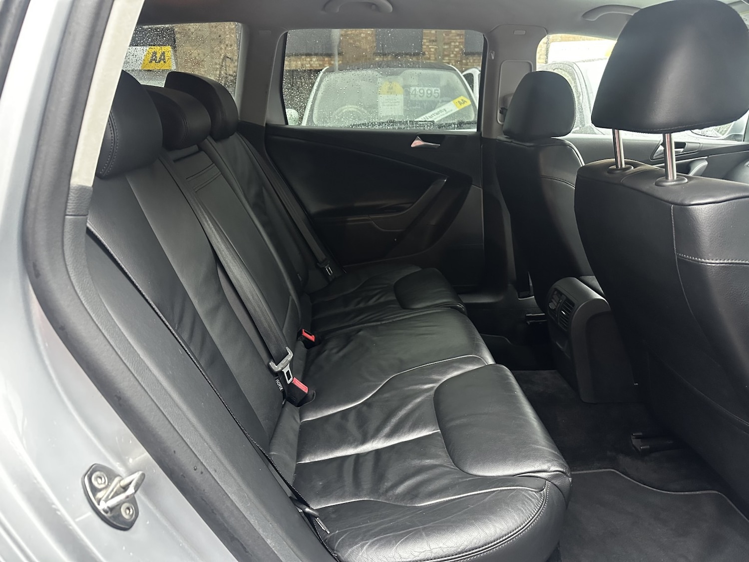 Used Volkswagen Passat 2010 for sale - 76979565: Photo 13