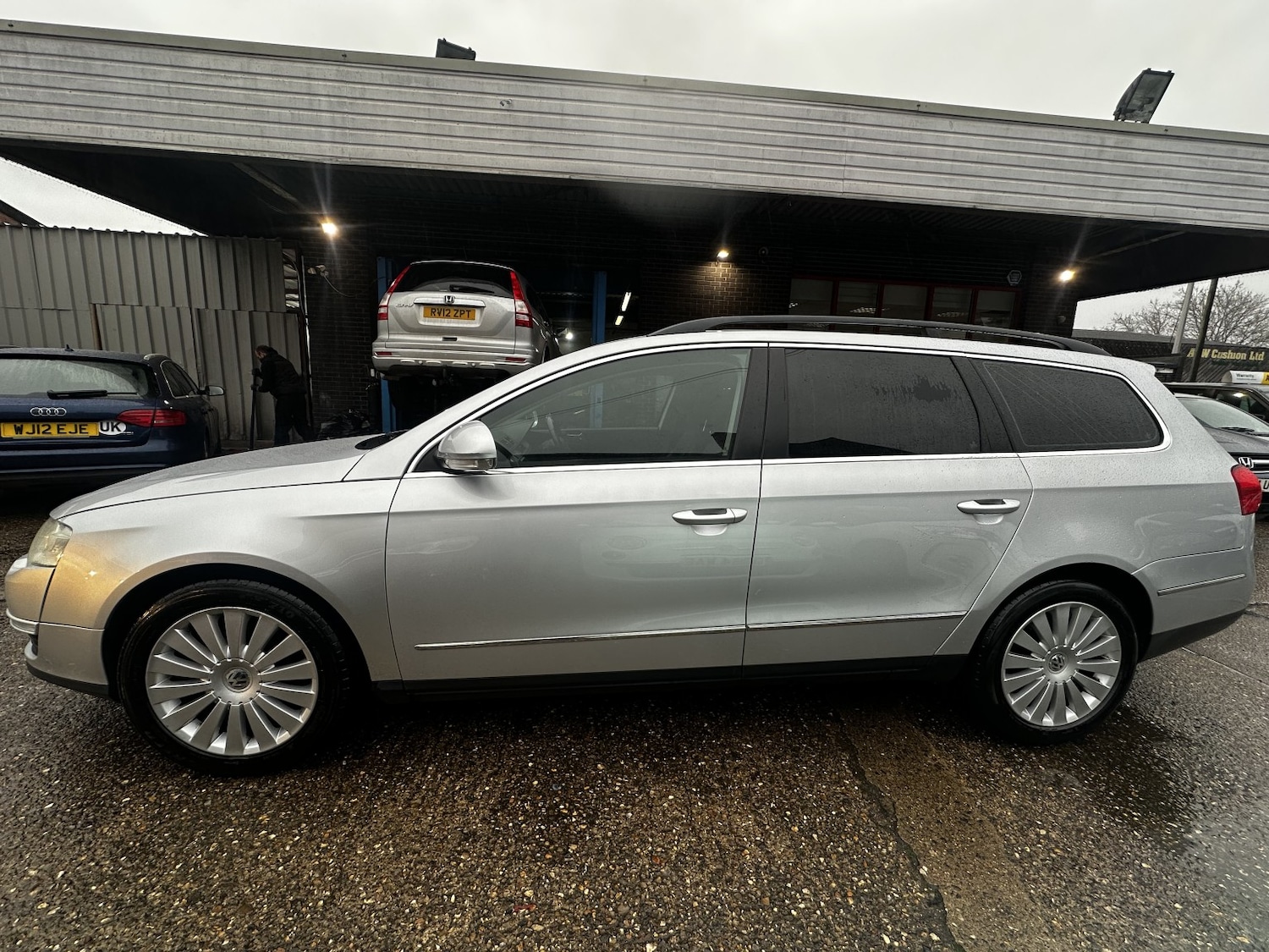 Used Volkswagen Passat 2010 for sale - 76979565: Photo 4