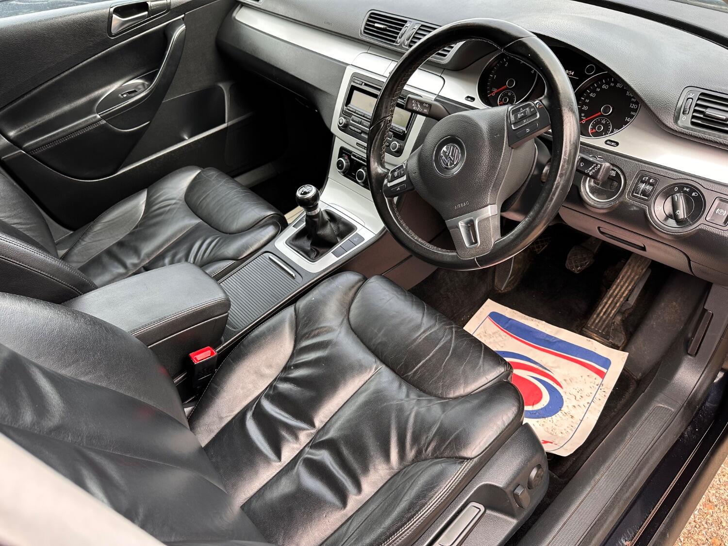 Used Volkswagen Passat 2010 for sale - 77019072: Photo 9