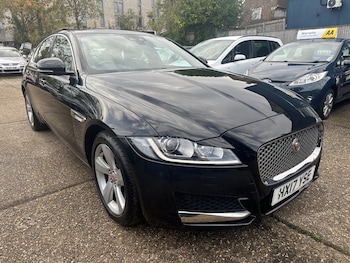 Used Jaguar XF 2017 for sale - 76445995: Photo
