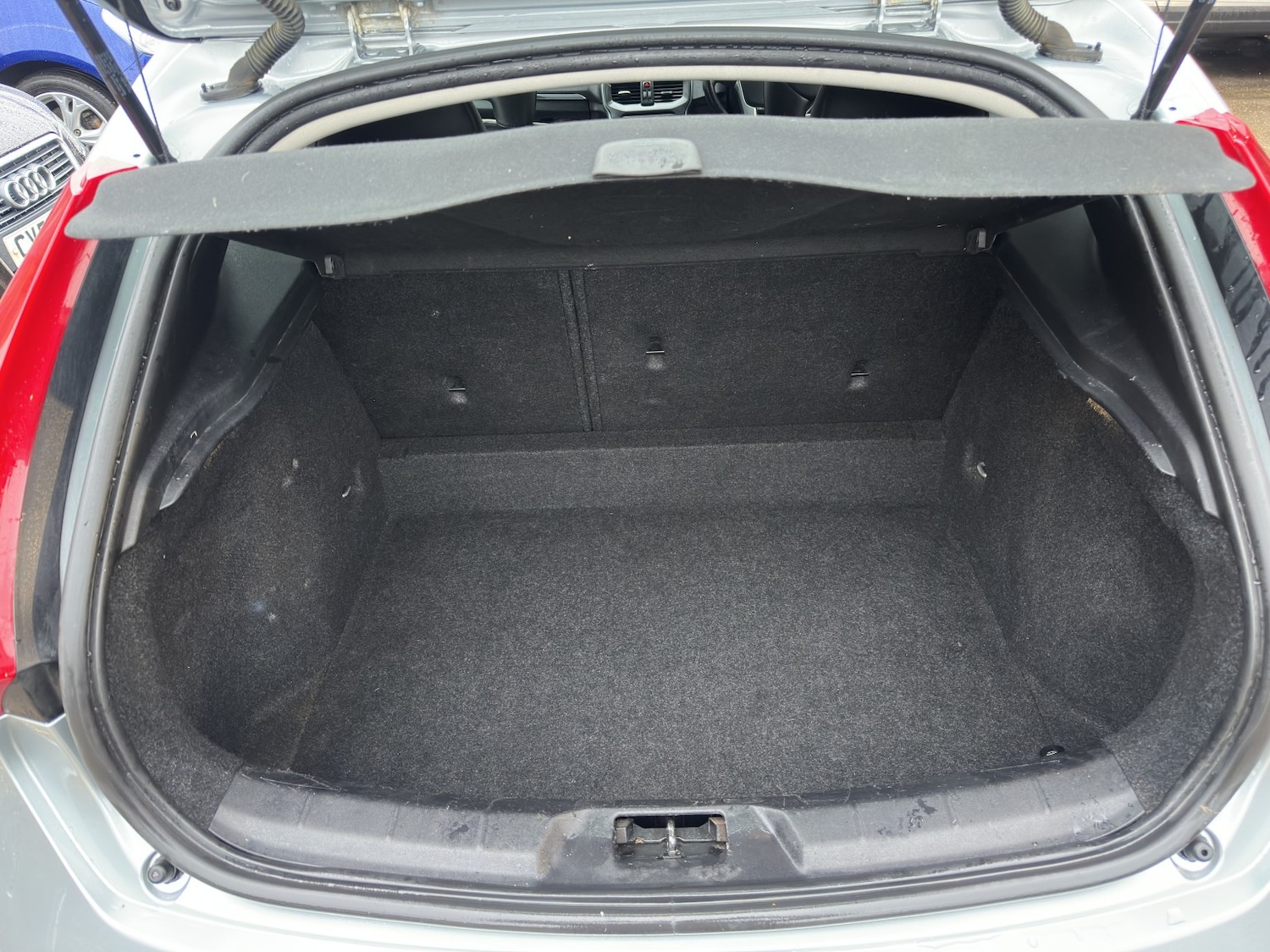 Used Volvo V40 2013 for sale - 77465159: Photo 13