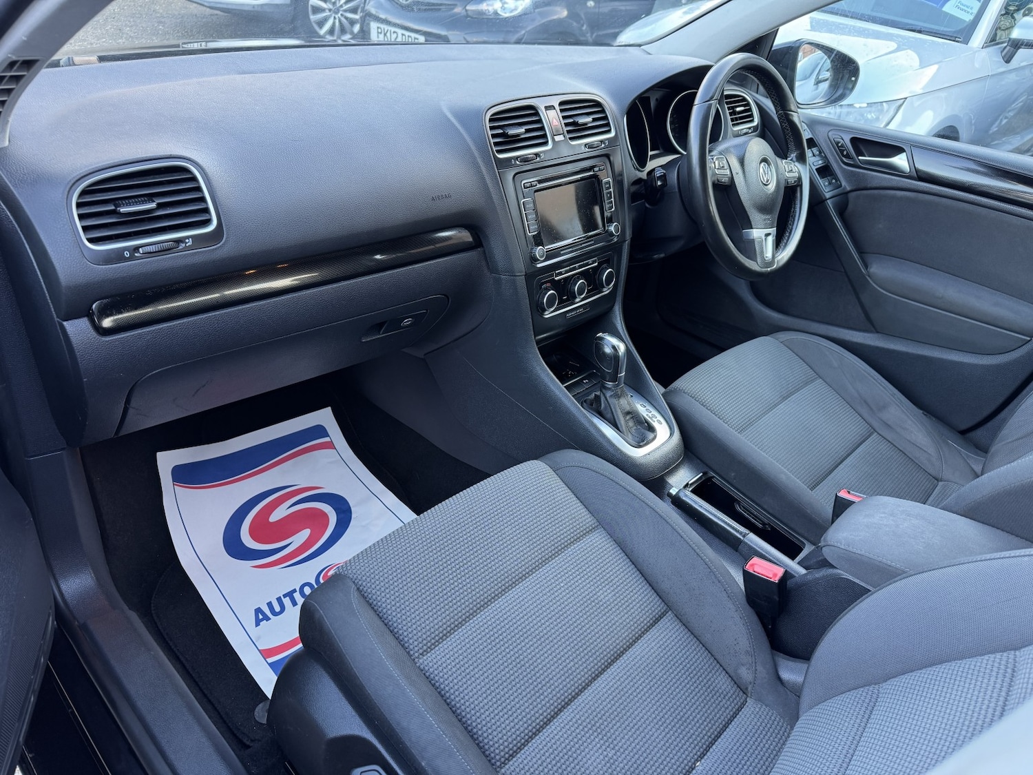 Used Volkswagen Golf 2011 for sale - 77241867: Photo 10