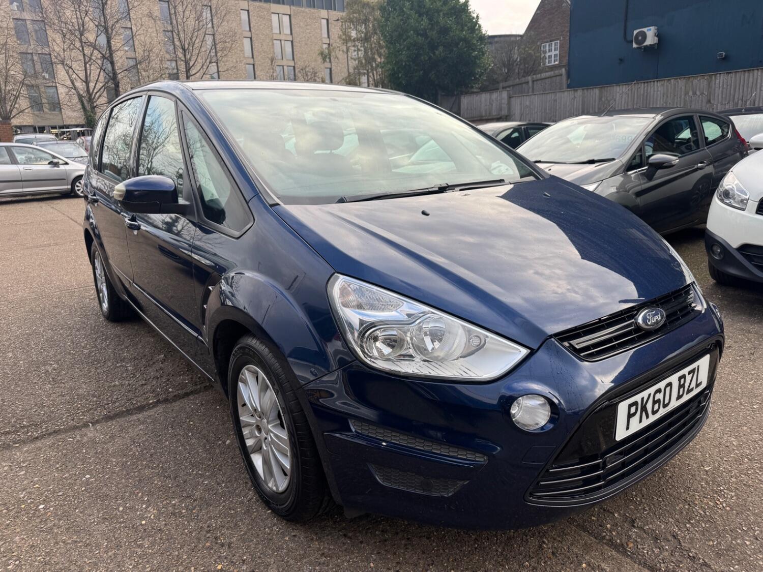 Used Ford S-Max 2010 for sale - 76794310: Photo 1