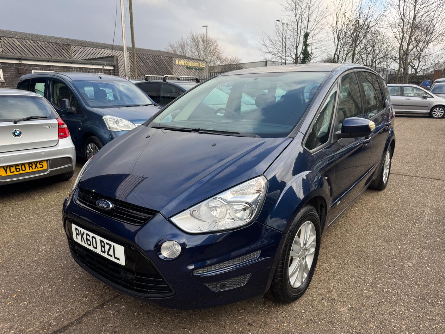 Used Ford S-Max 2010 for sale - 76794310: Photo 4