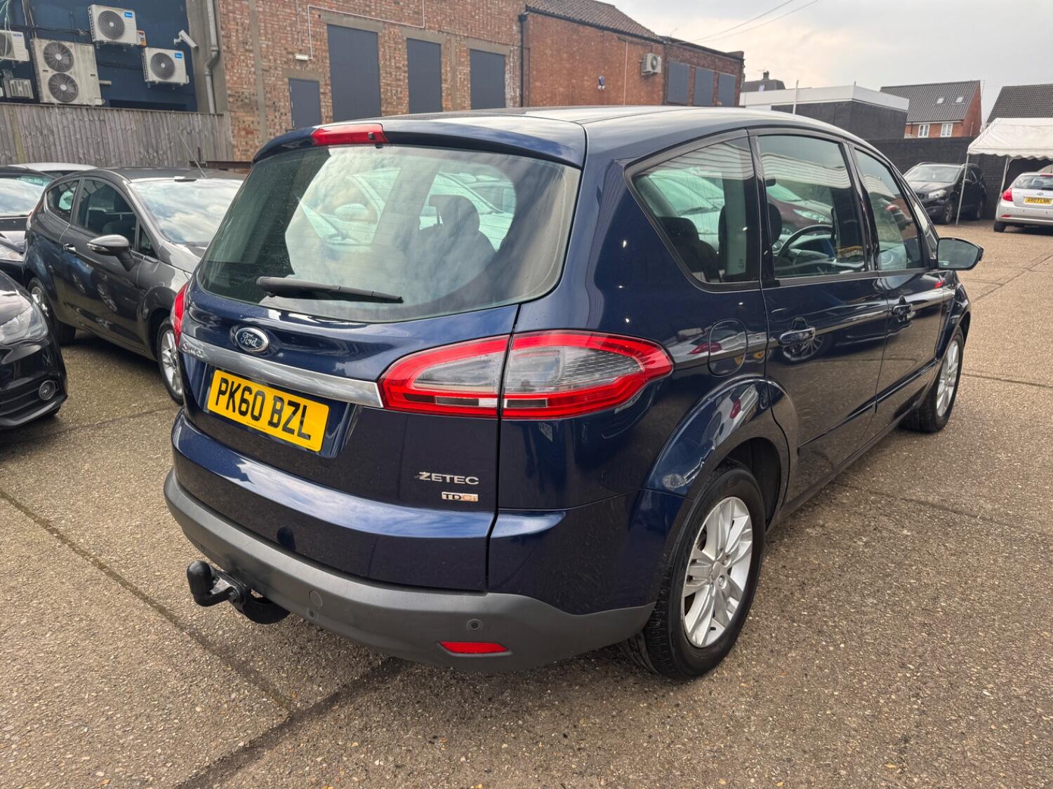 Used Ford S-Max 2010 for sale - 76794310: Photo 7