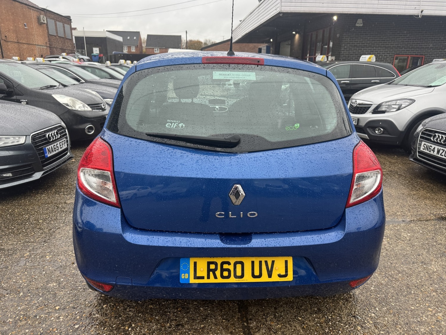 Used Renault Clio 2010 for sale - 76225274: Photo 10