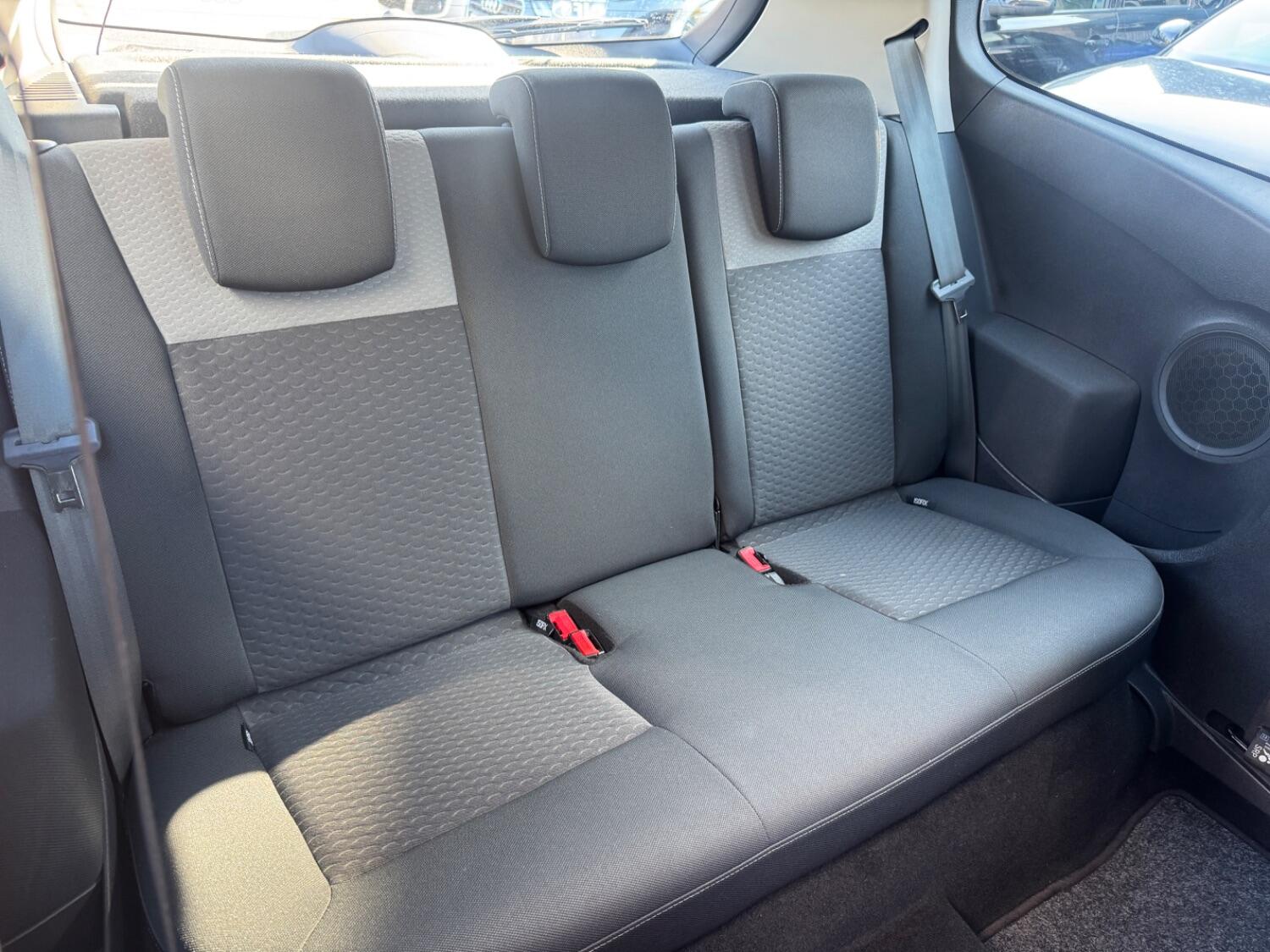 Used Renault Clio 2010 for sale - 76225274: Photo 15