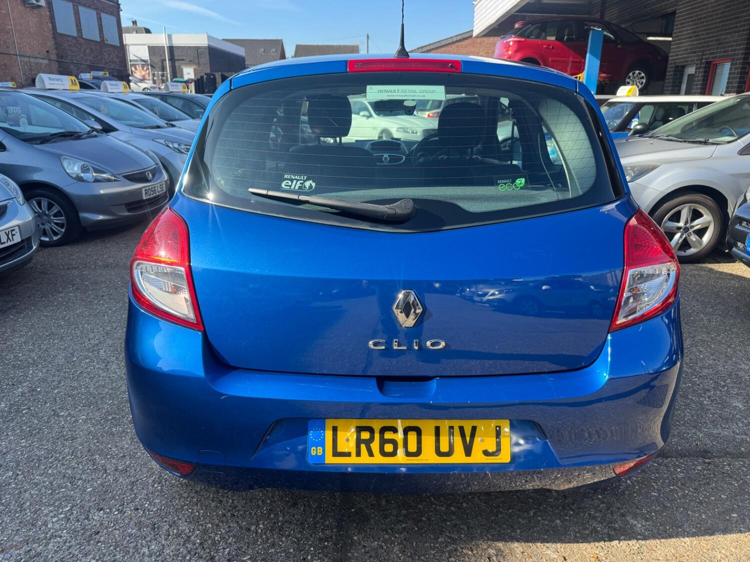 Used Renault Clio 2010 for sale - 76225274: Photo 7