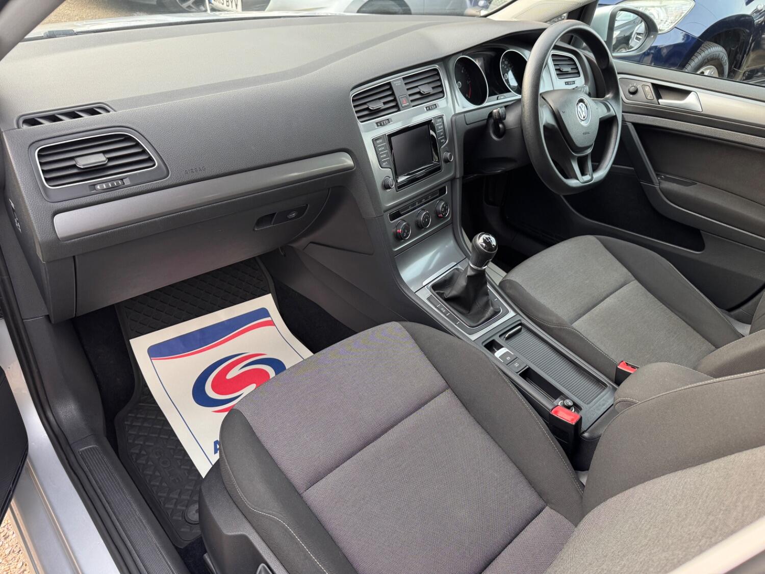 Used Volkswagen Golf 2013 for sale - 76107323: Photo 13