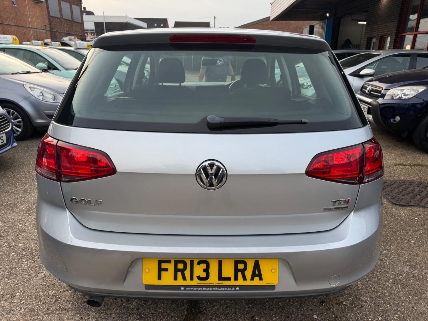Used Volkswagen Golf 2013 for sale - 76107323: Photo 6