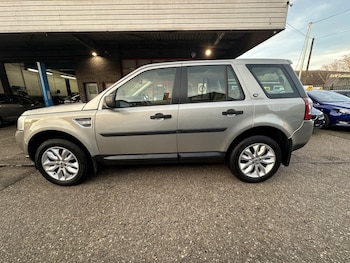 Used Land Rover Freelander 2011 for sale - 77668587: Photo