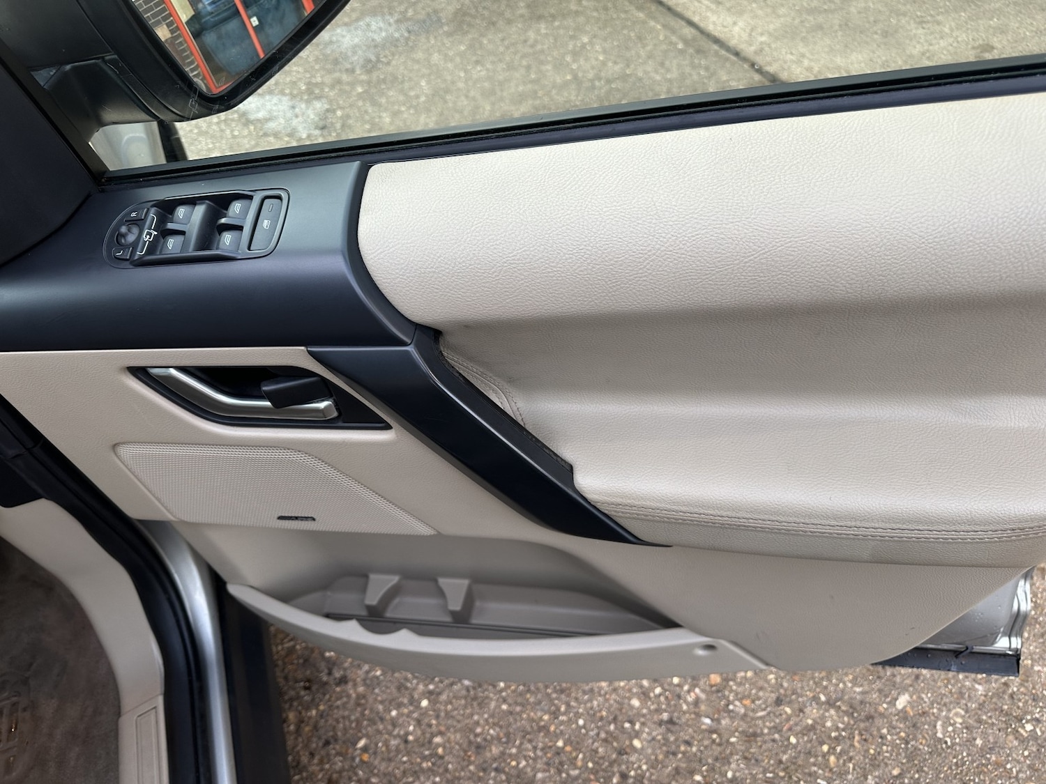 Used Land Rover Freelander 2011 for sale - 77668587: Photo 9