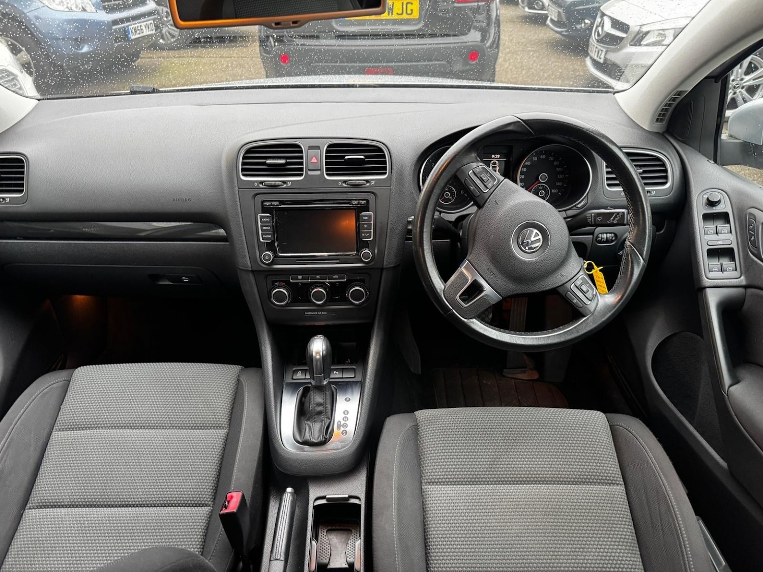 Used Volkswagen Golf 2011 for sale - 77385275: Photo 11