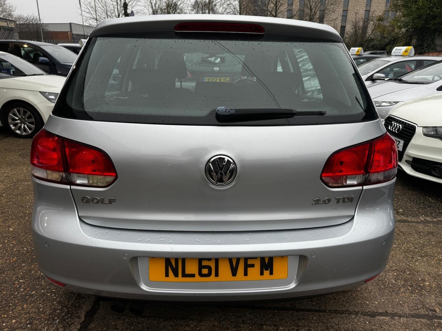 Used Volkswagen Golf 2011 for sale - 77385275: Photo 6