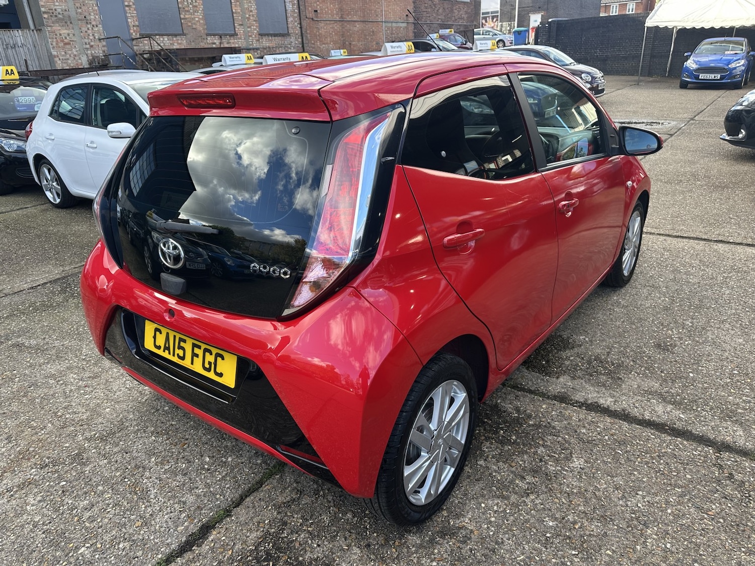 Used Toyota AYGO 2015 for sale - 76369301: Photo 7