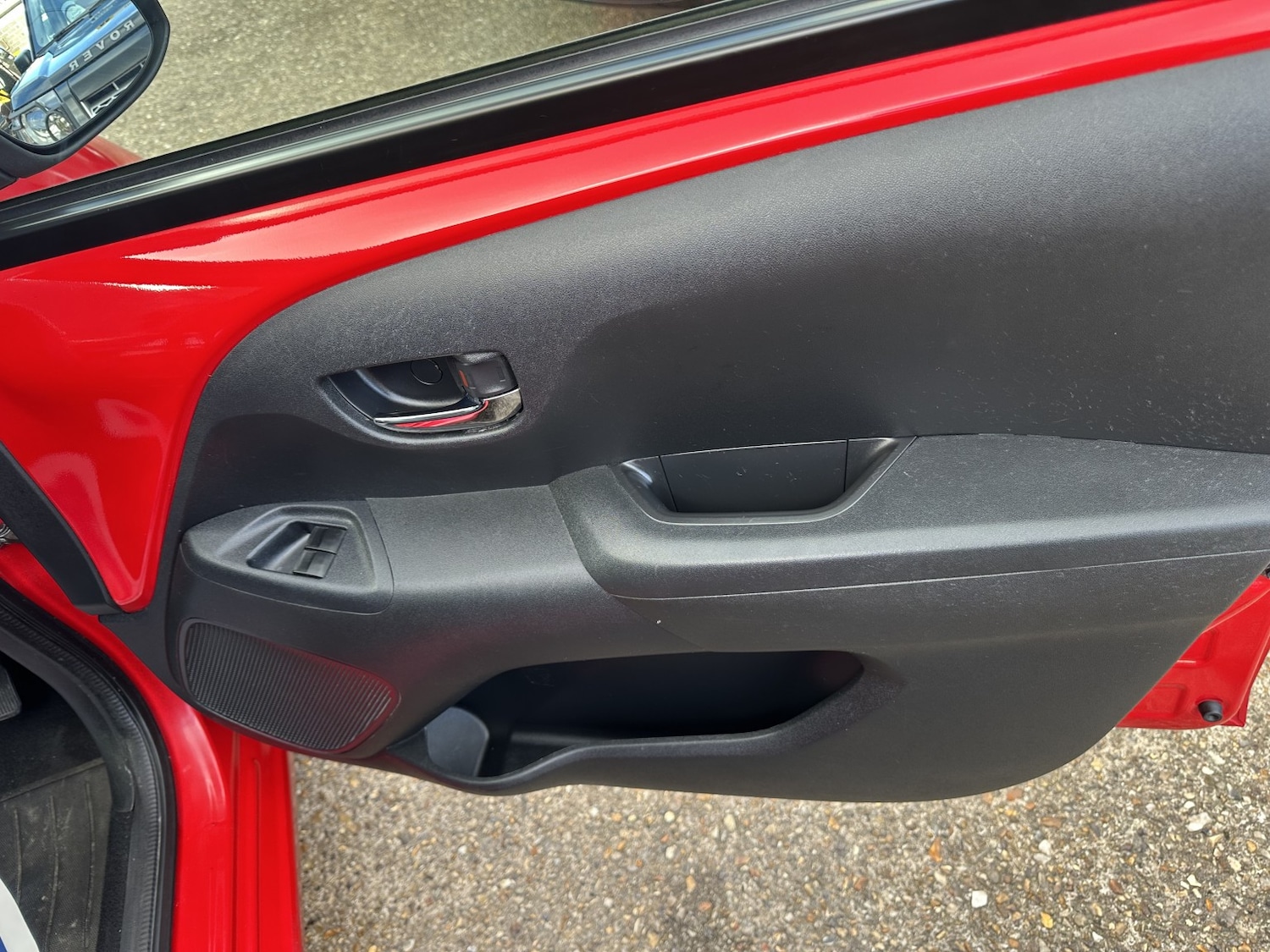 Used Toyota AYGO 2015 for sale - 76369301: Photo 9