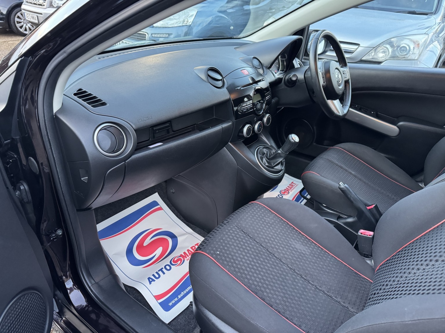 Used Mazda Mazda2 2010 for sale - 76848650: Photo 14