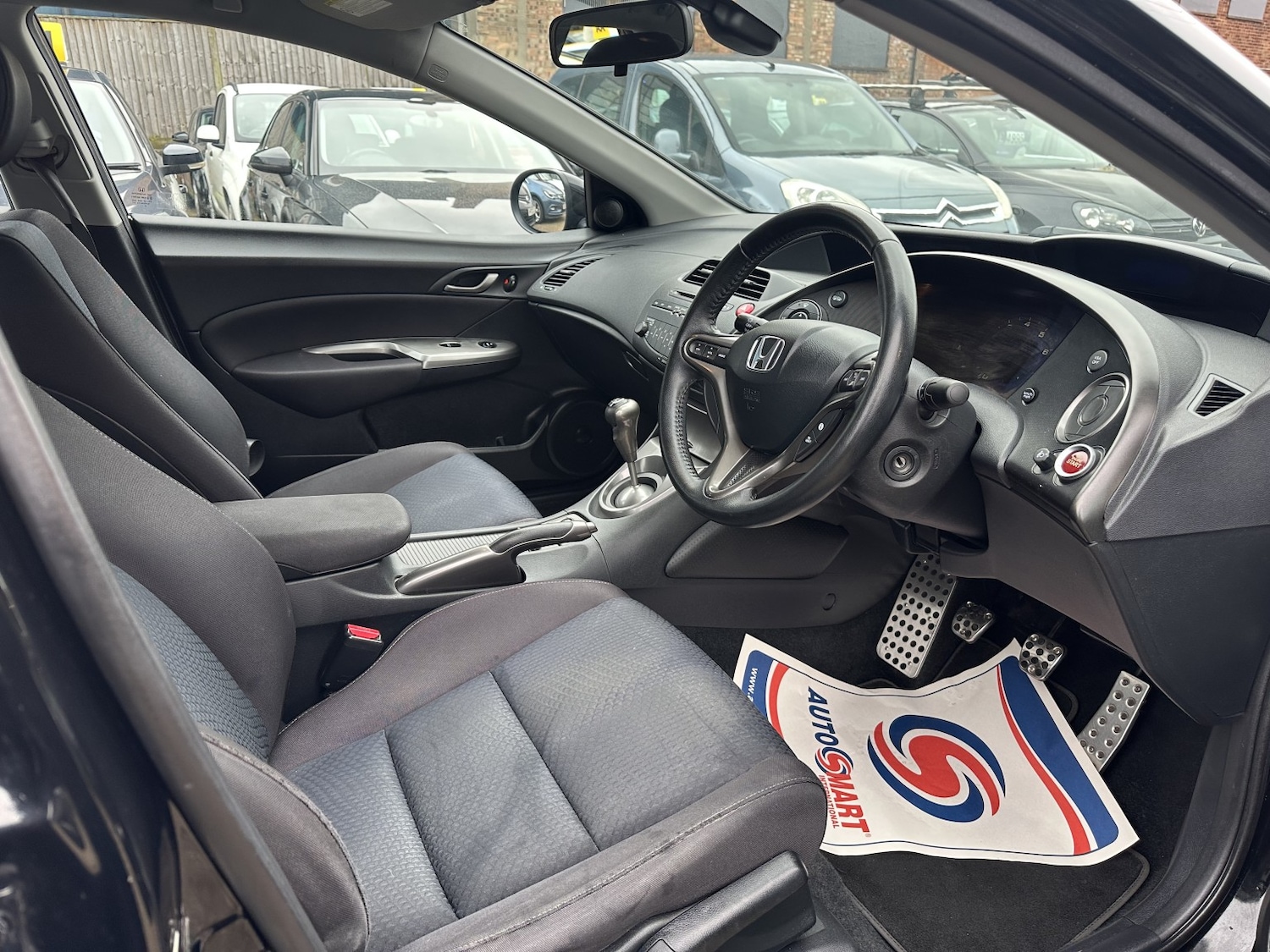 Used Honda Civic 2010 for sale - 77798568: Photo 10