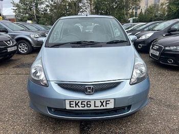 Used Honda Jazz 2006 for sale - 76164510: Photo 2