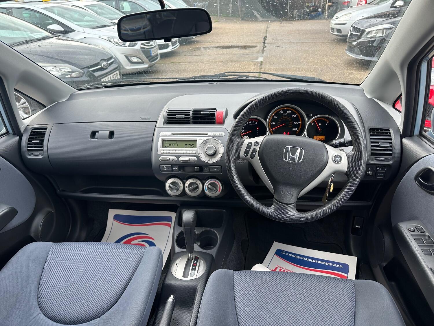 Used Honda Jazz 2006 for sale - 76164510: Photo 9