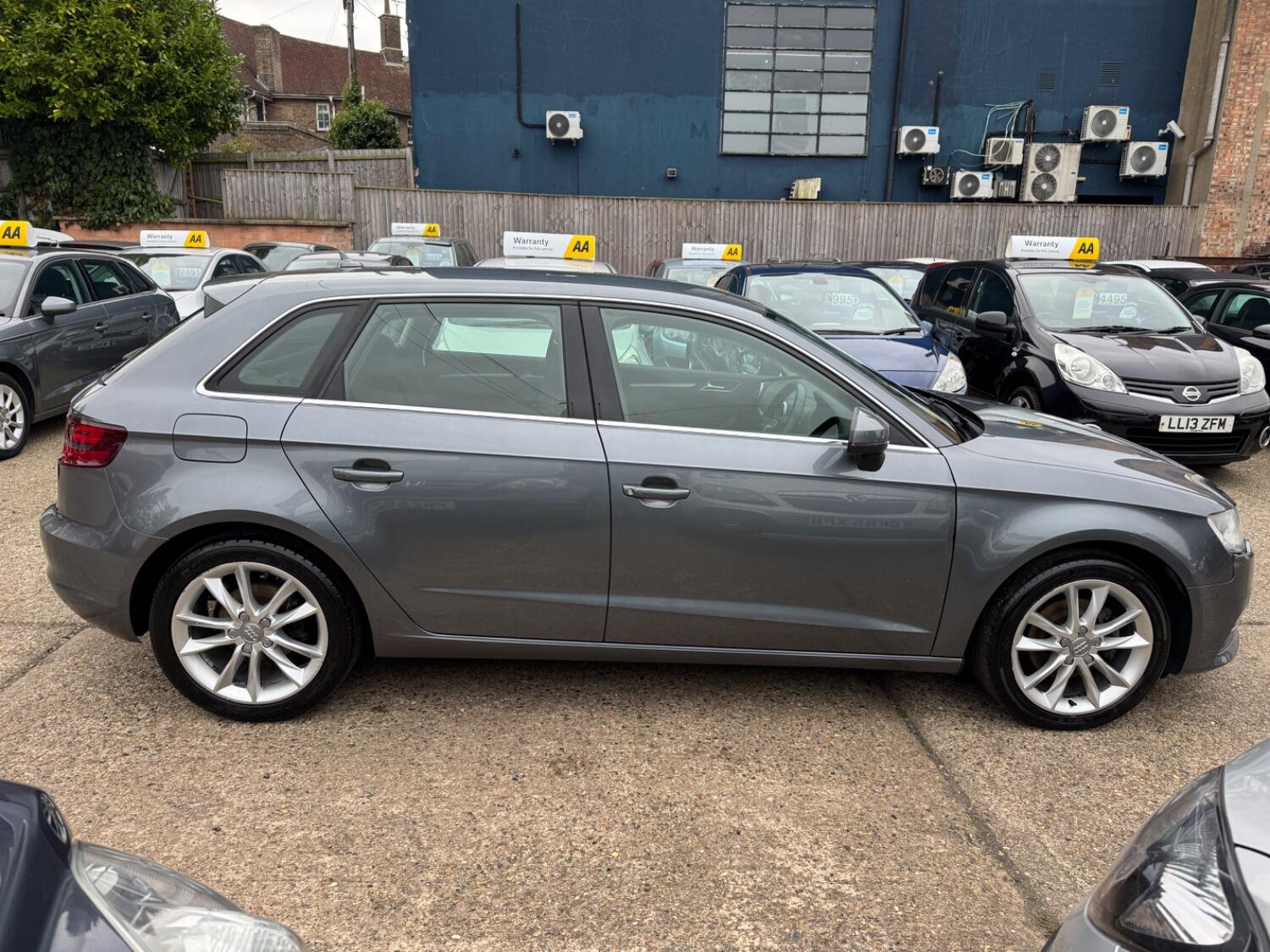 Used Audi A3 2013 for sale - 76605878: Photo 4