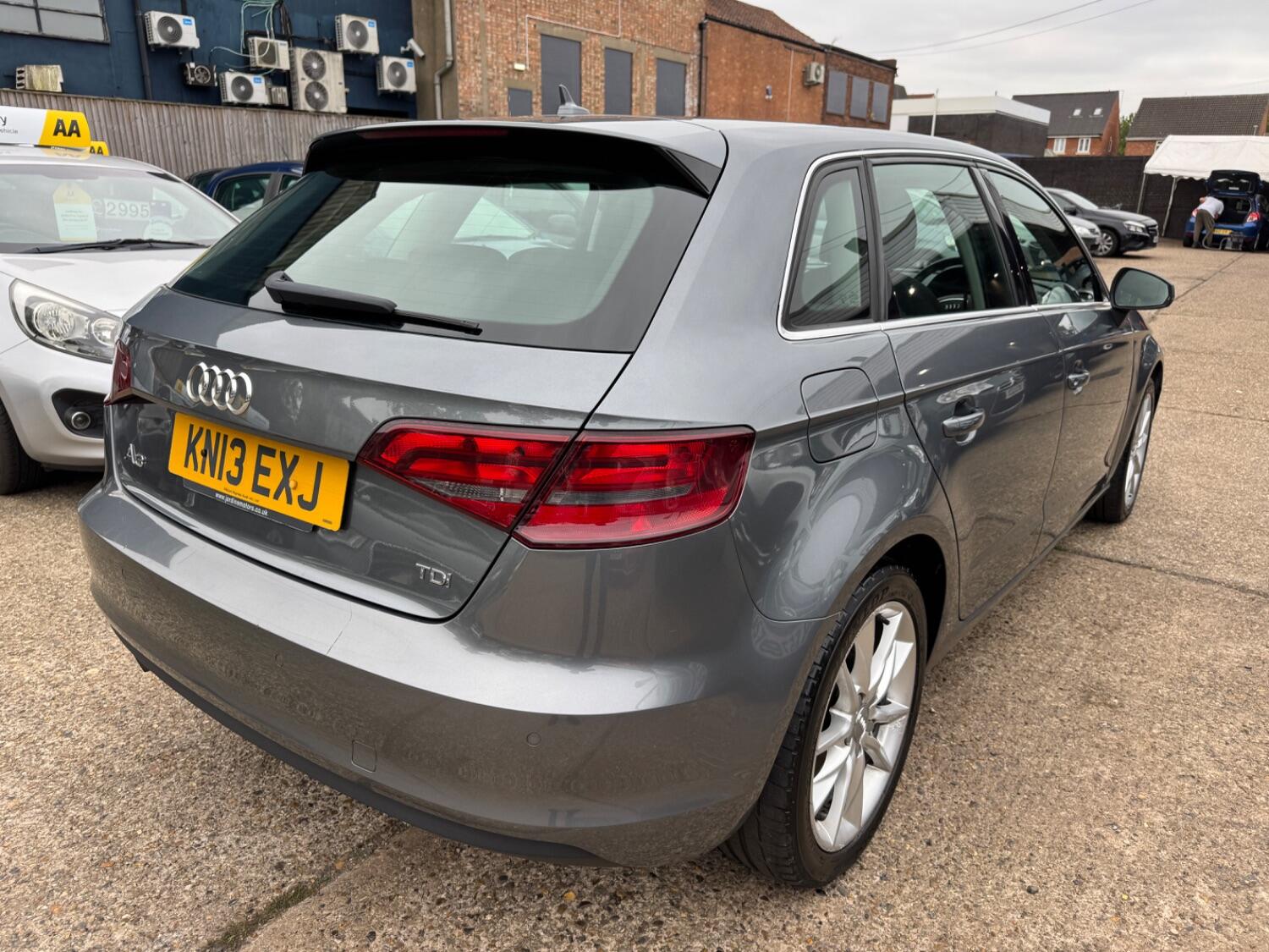 Used Audi A3 2013 for sale - 76605878: Photo 7