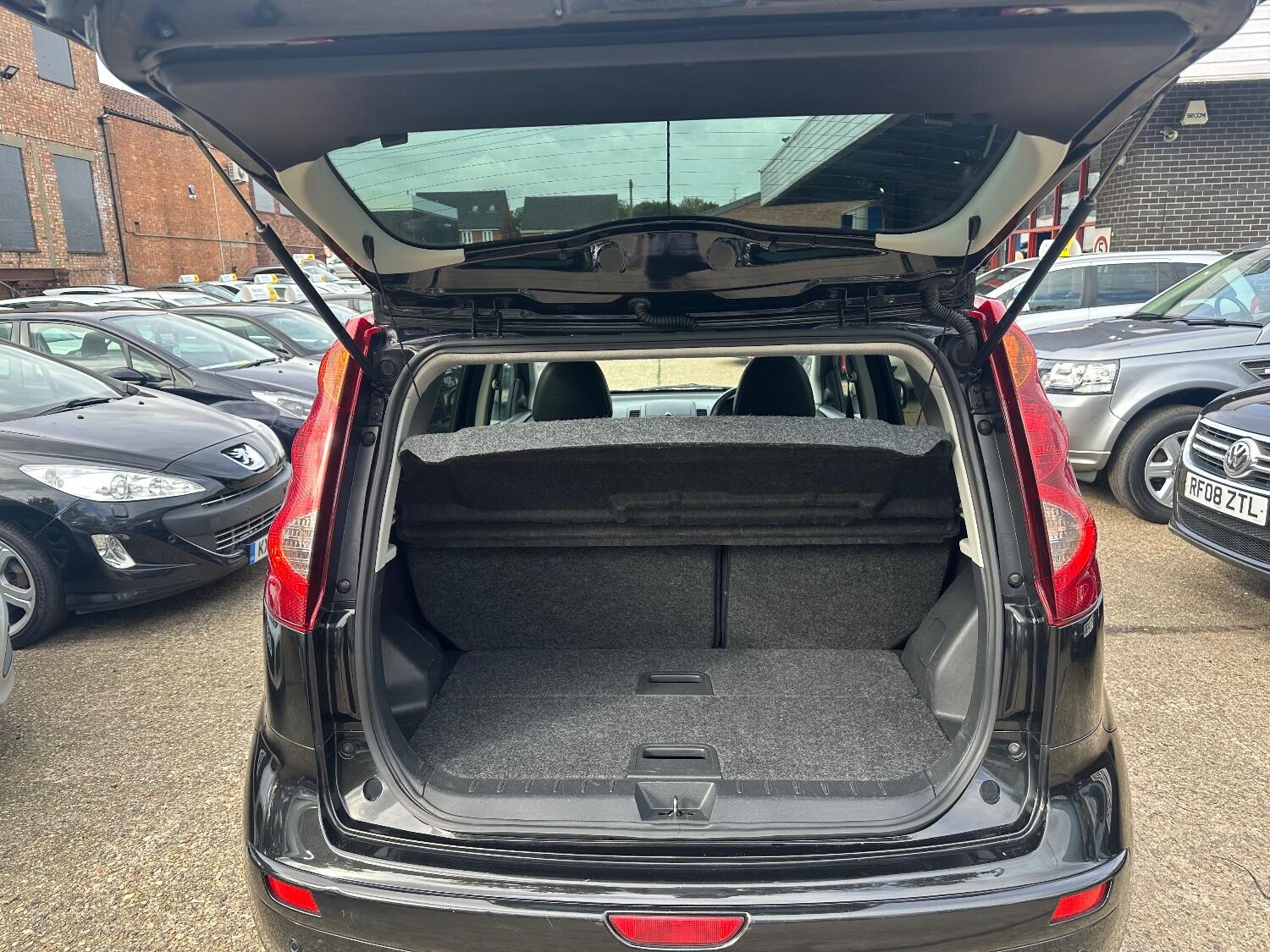 Used Nissan Note 2013 for sale - 76170432: Photo 14