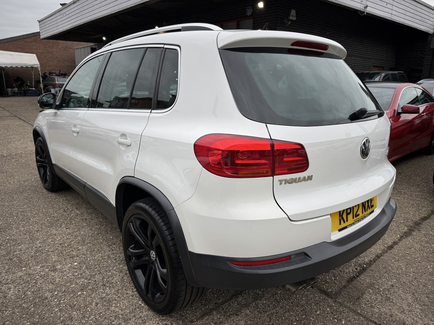 Used Volkswagen Tiguan 2012 for sale - 76784957: Photo 5