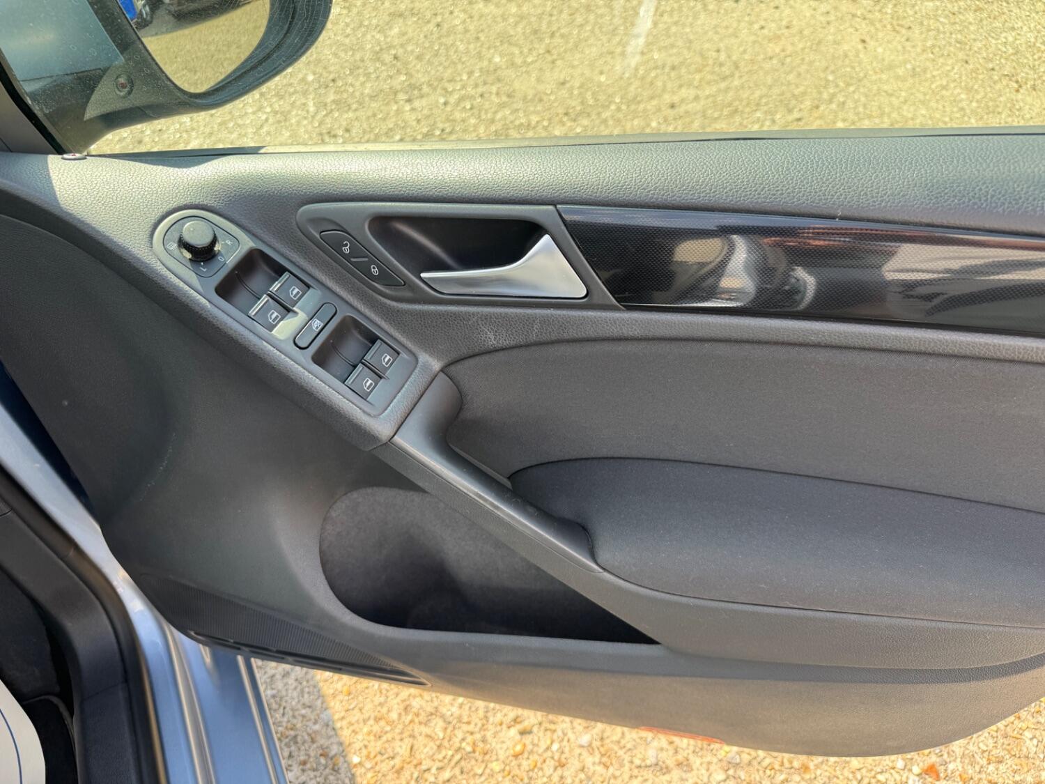 Used Volkswagen Golf 2009 for sale - 76794633: Photo 13