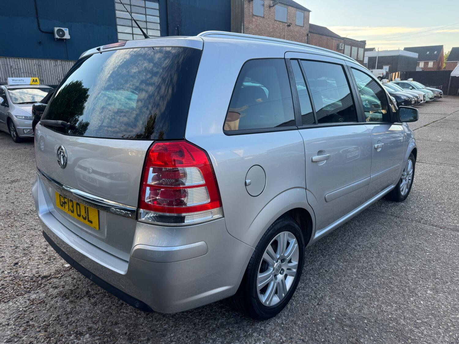 Used Vauxhall Zafira 2013 for sale - 76120240: Photo 8