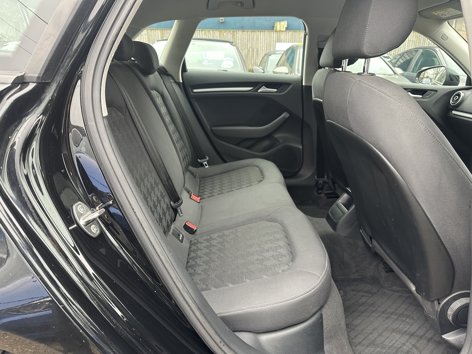 Used Audi A3 2015 for sale - 77668582: Photo 15