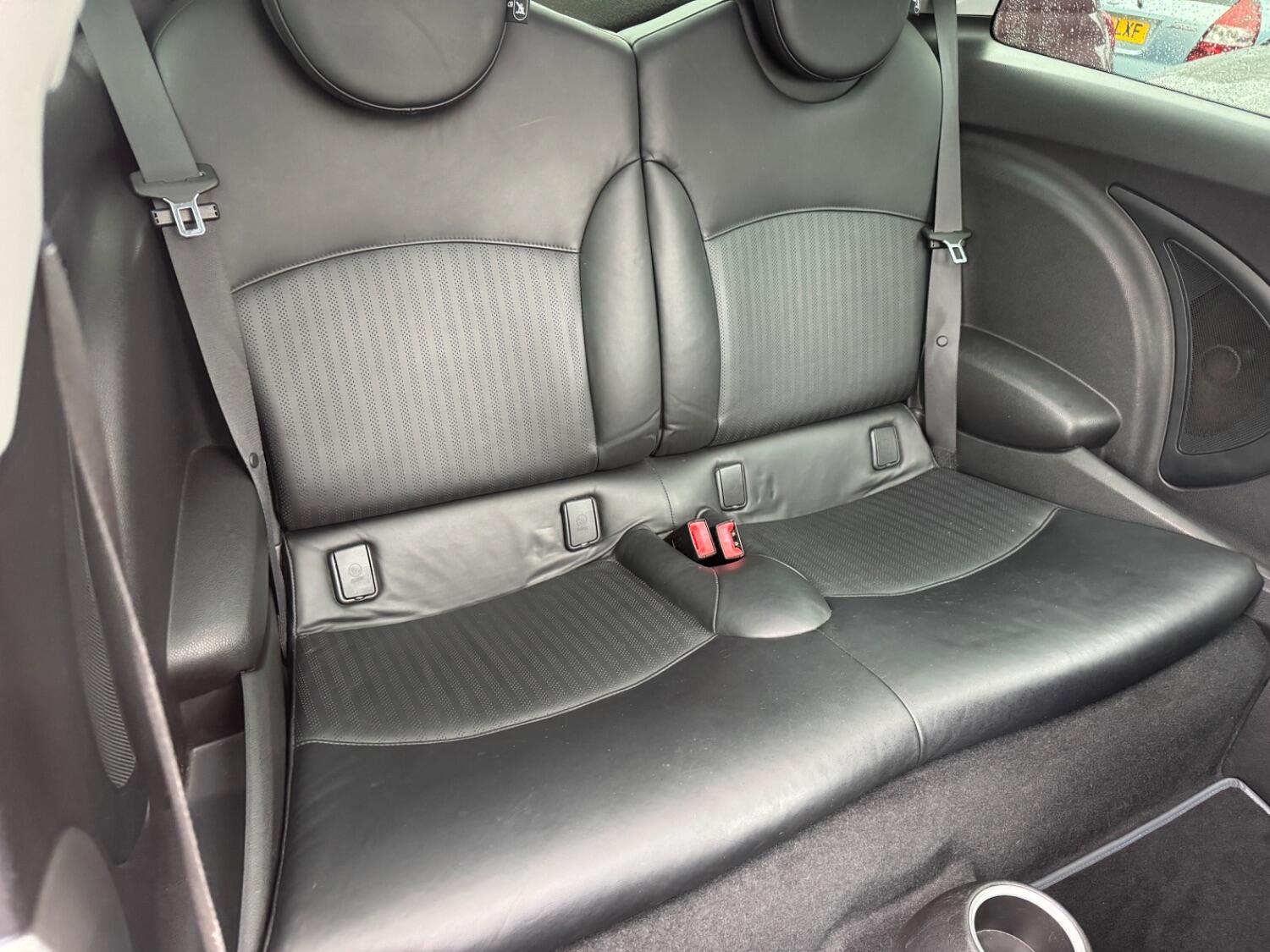 Used MINI Hatch 2006 for sale - 76142493: Photo 12